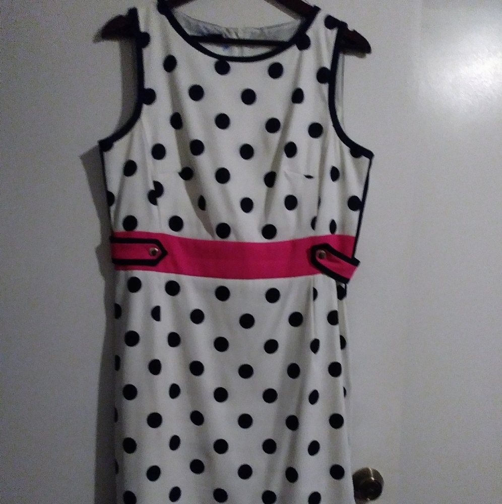 AGB Dress vey nice.
